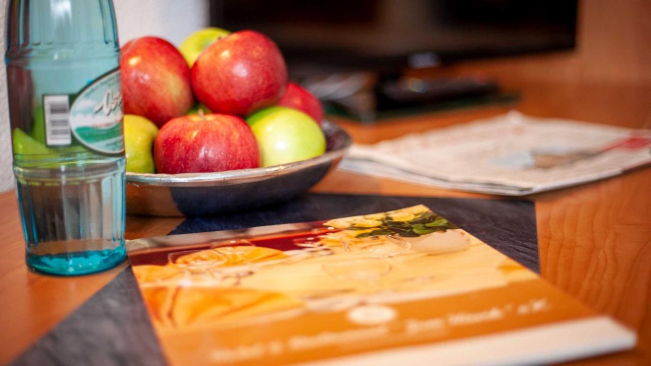 Hotel & Restaurant Zum Hirsch Romhild Eksteriør billede