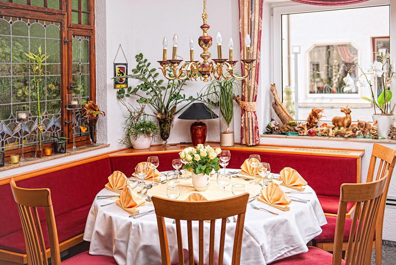 Hotel & Restaurant Zum Hirsch Romhild Eksteriør billede
